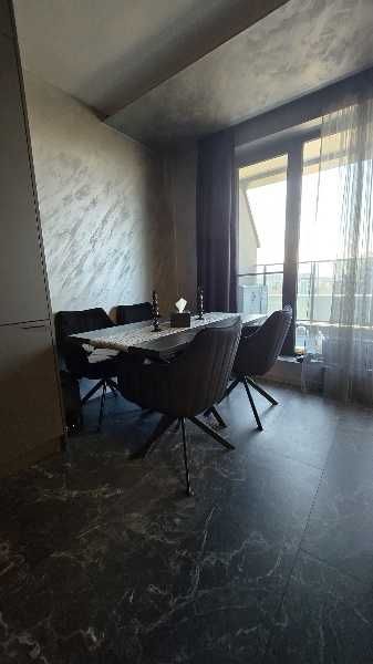 Продава се Двустаен апартамент в Пловдив, Център - 82 кв.м за 2061 €/кв.м - Снимка #4