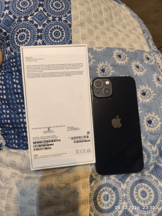 Продам Айфон 13 256Гб