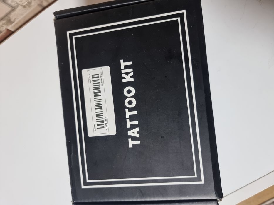 Mașina de  tatuat reincarcabila