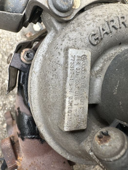 Турбо компресор турбина 1.6tdi  GTC1244VZ Audi VW Seat A3 Golf Touran