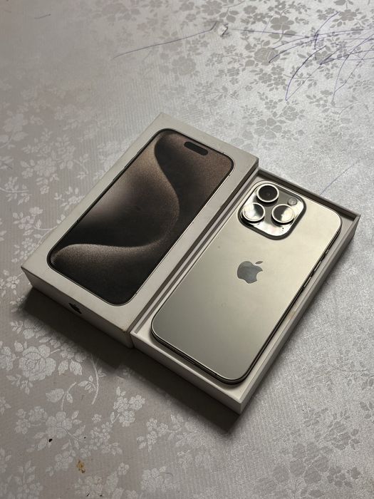 iPhone 15 Pro / 256Gb