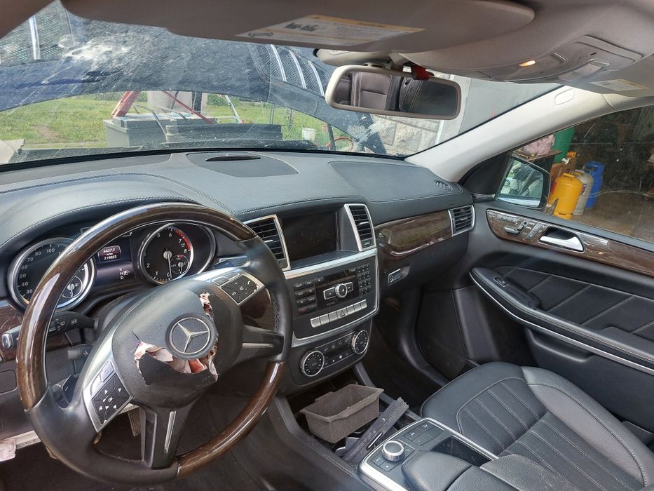 Mercedes  GL450 4-matic на части
