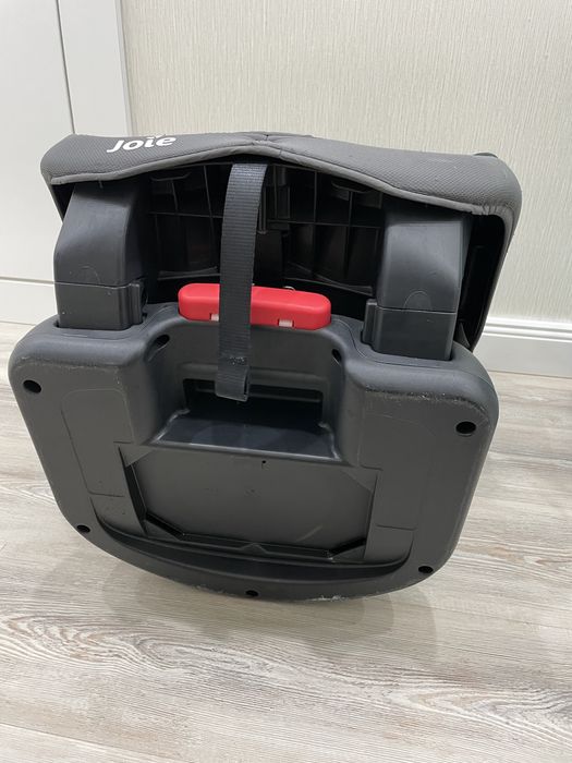 Детское автокресло