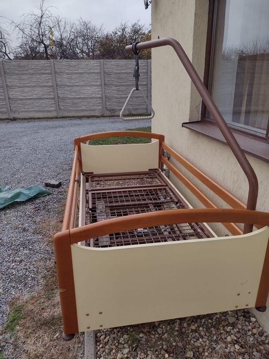 Pat medical cu telecomanda