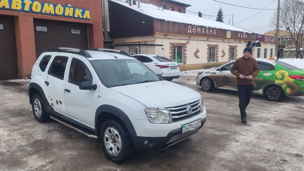 Продам автомобиль 2013 года выпуска