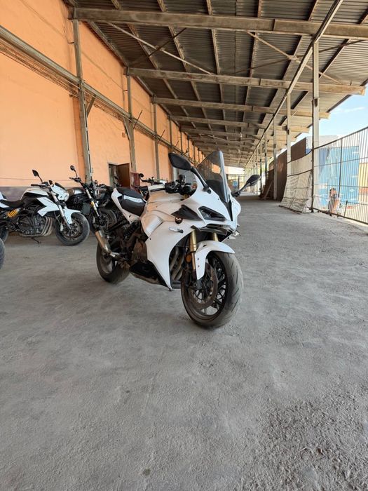 Qj moto 600ss 2024