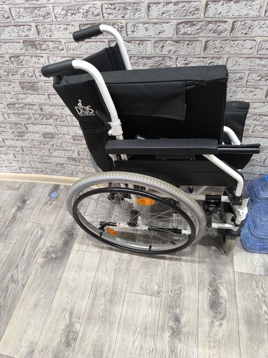 Инвалидная коляска
