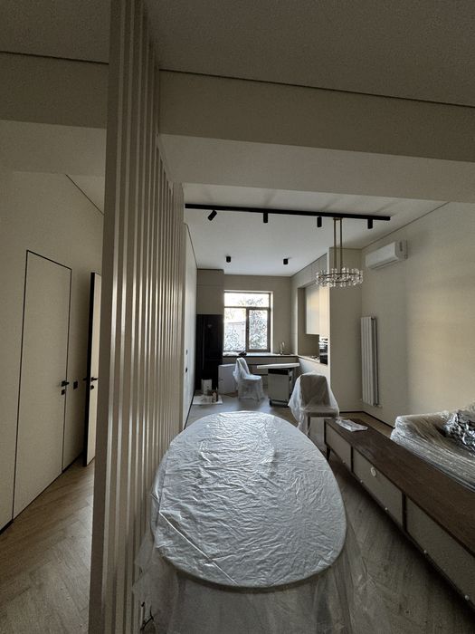 2х кв 2 этаж Ц1 новосторйка напртив Бибигана