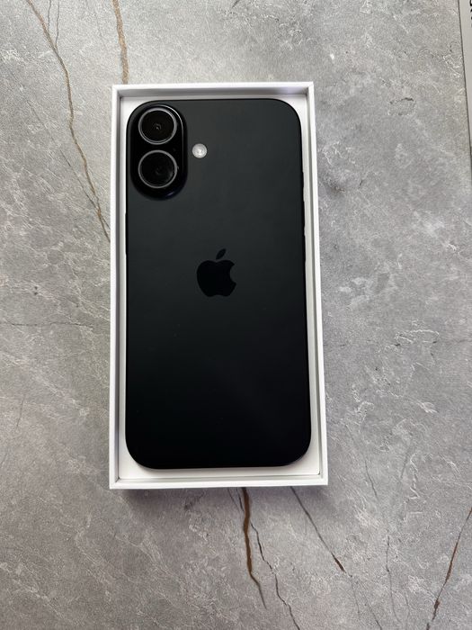 Новый айфон 16,256 гб