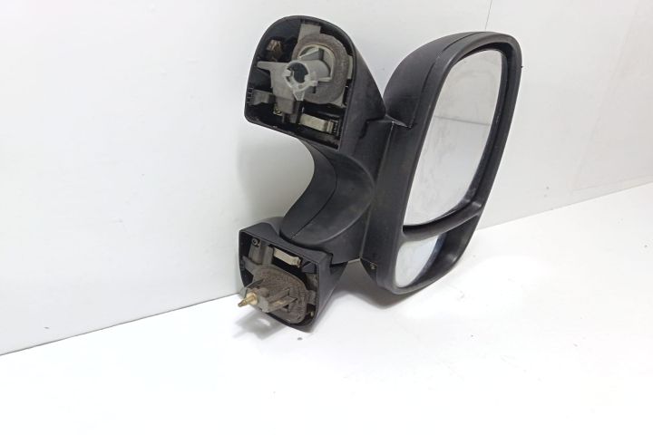 Oglinda dreapta Opel Vivaro A seria