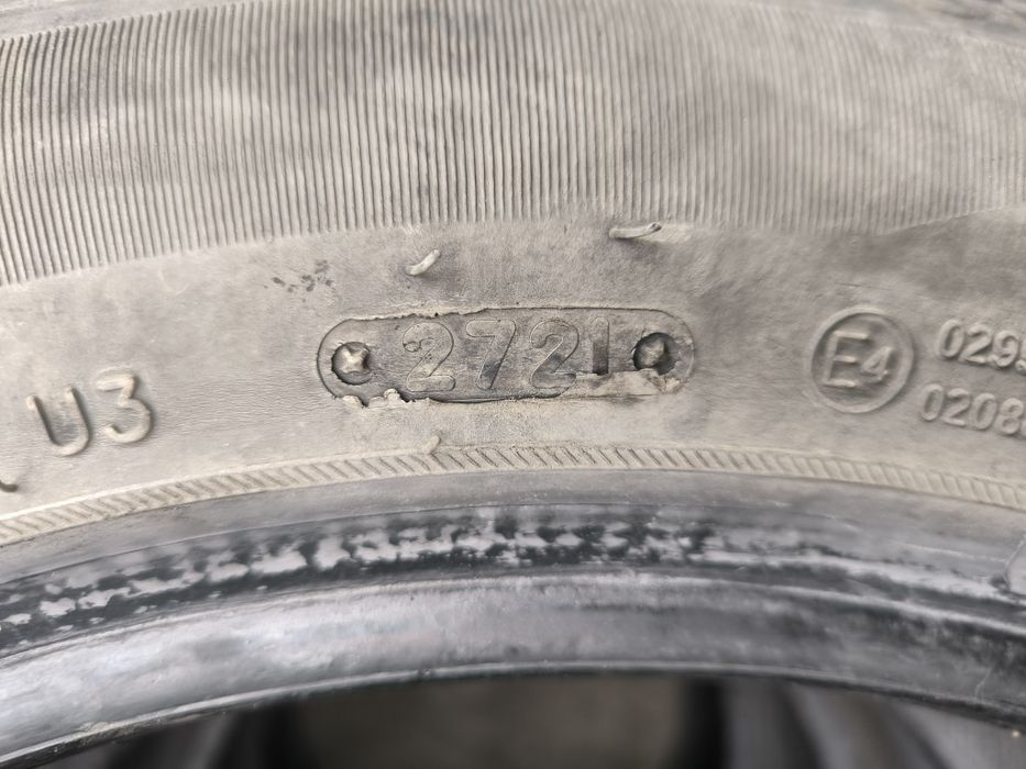 Комплект зимних шин