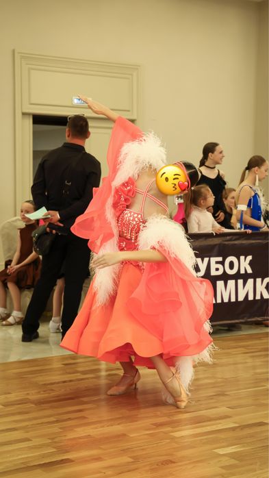 Платье для спортивно балтных танцев