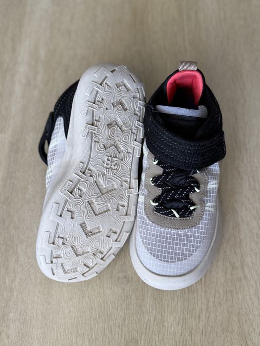 Vand adidasi zara marime 28