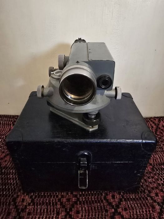 Оптичен невилир НиК 020