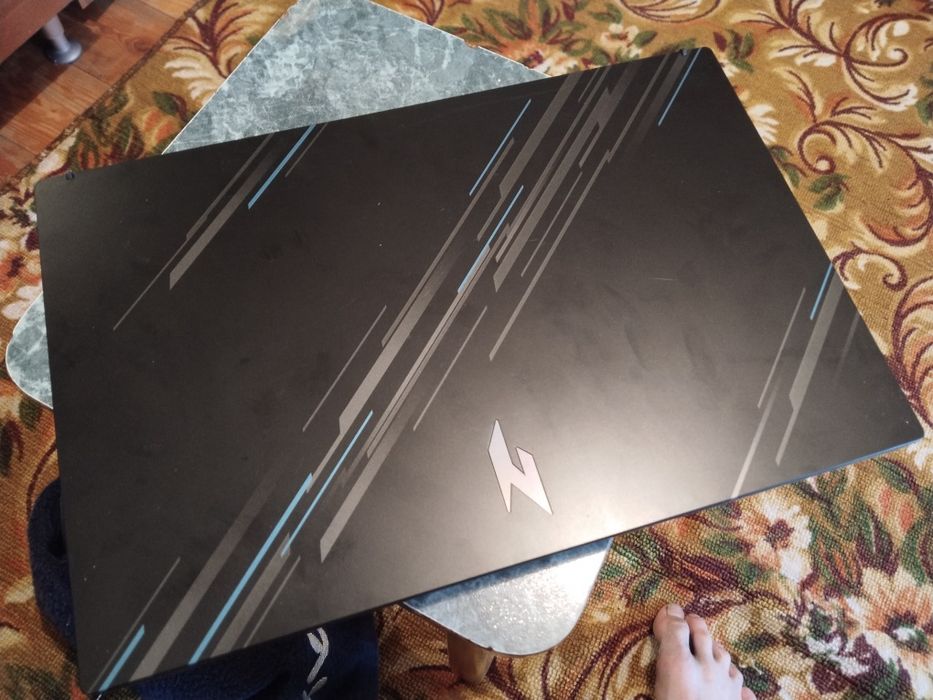 Продам игровой ноутбук Aser nitri v 15