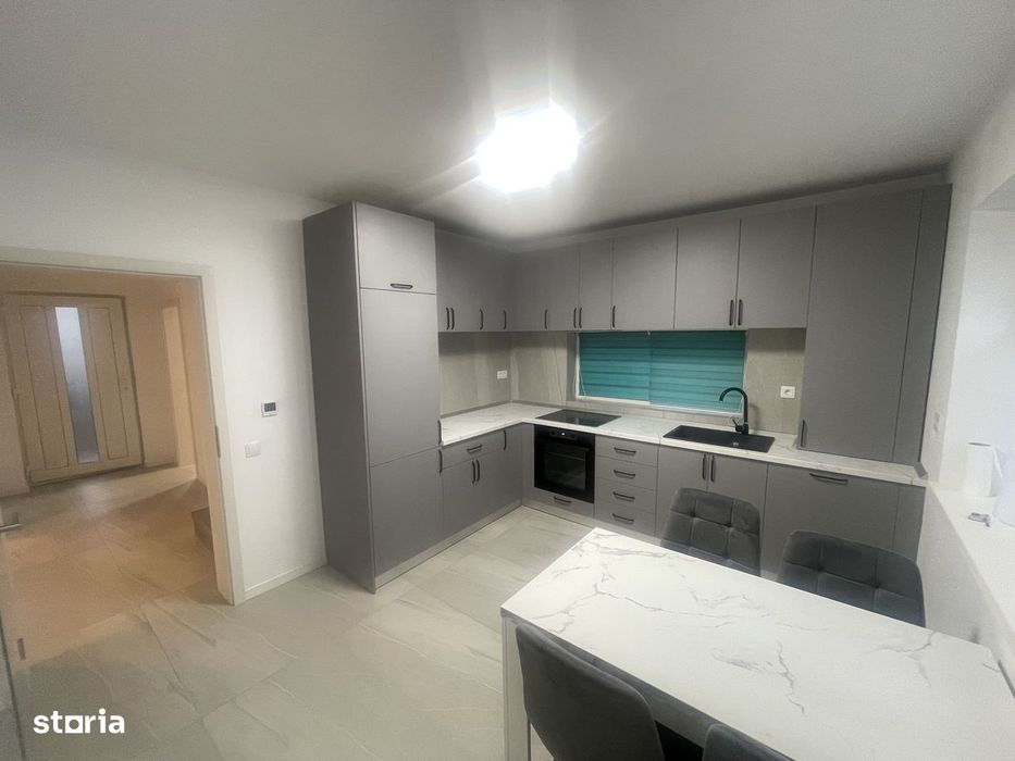 Casa nouă singur în curte P+E 4 camere 2 băi str Ion Rațiu Selimbar