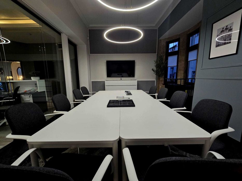 Дава се под наем Офис в София, Център - 260 кв.м за 1200 € - Снимка #14