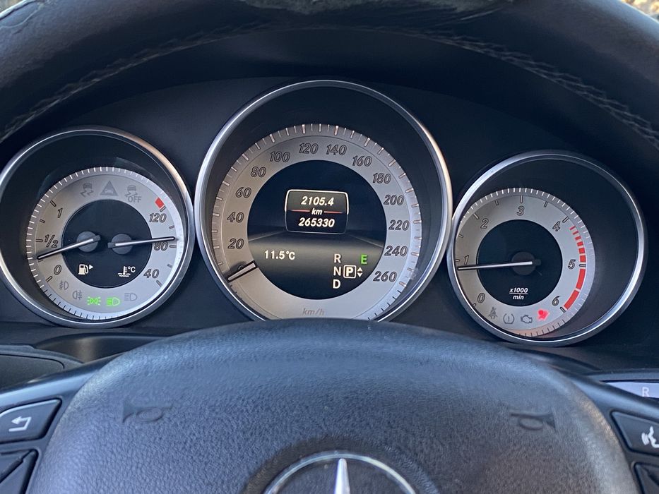 Mercedes W212 Facelift E200 cdi 136 cp 2014 Automat