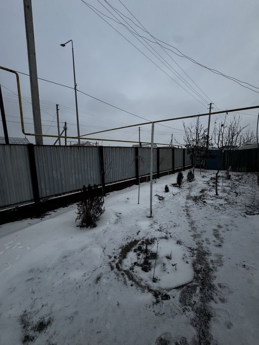 Продается старый камышитовый дом