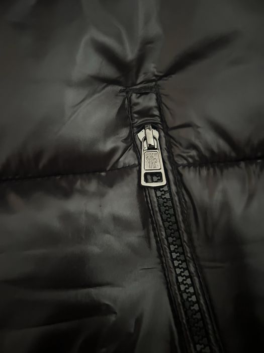Moncler vest елек