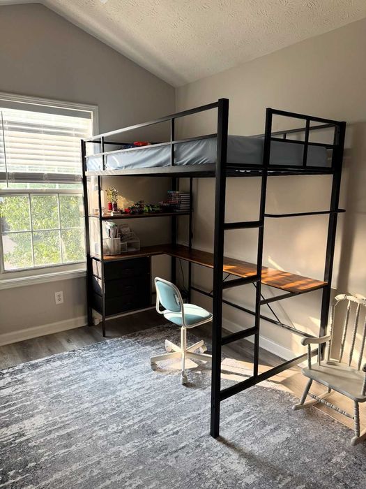 bolalar va kattalar uchun krovat