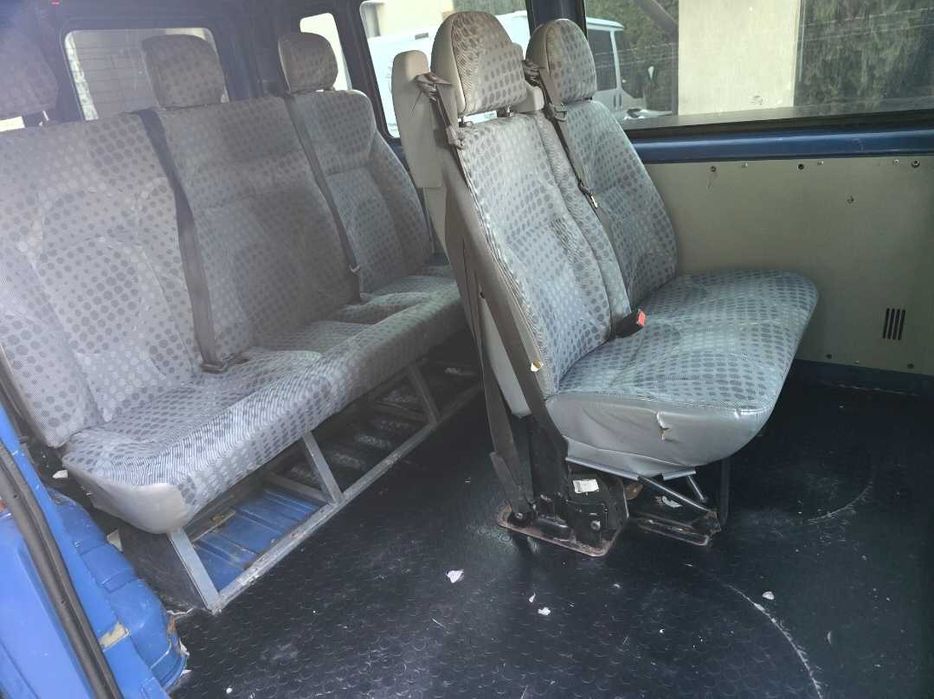 Ford Transit 2.2d 2009 8 locuri