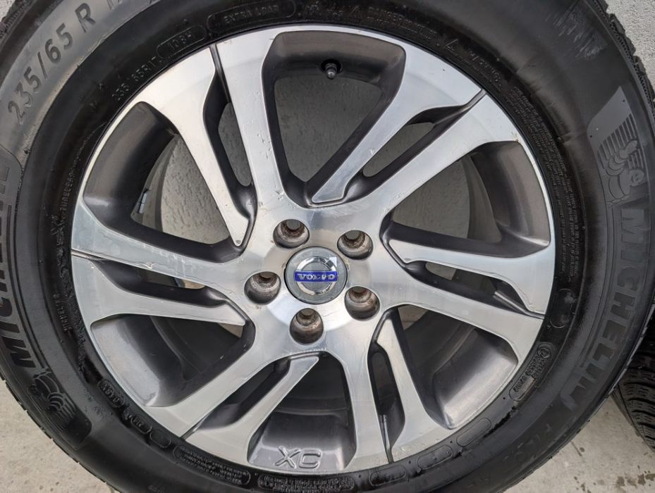 Jante VALDER 17 Volvo XC60 XC70 S60 V60 S80 V70 anvelope 235/65R17 Michelin 31302112