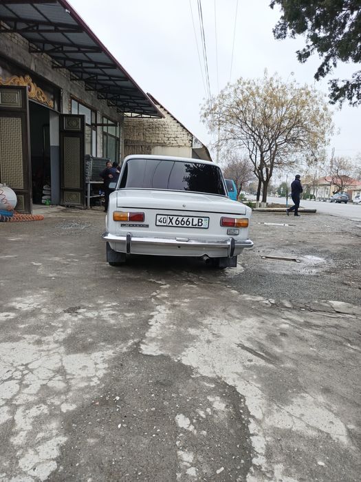 vaz 2101 sotiladi