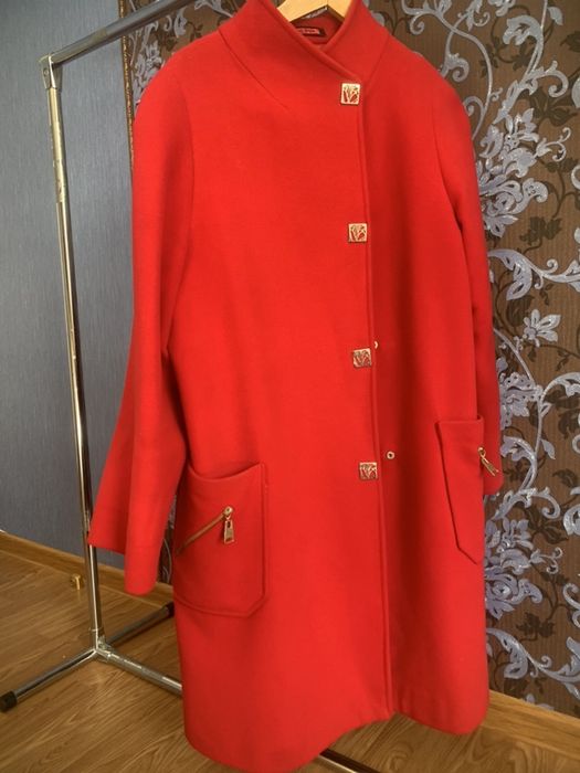 Пальто куртка плащ