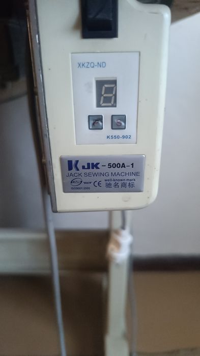 Промышленная швейная машинка