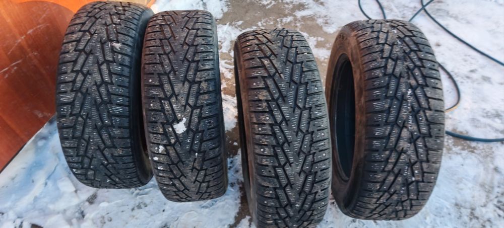 Продам резину 225/65/R17