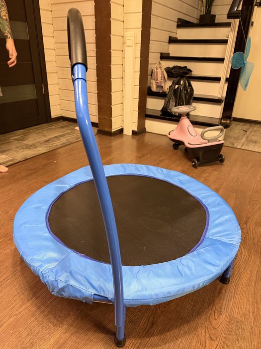 Батут детский с держателем