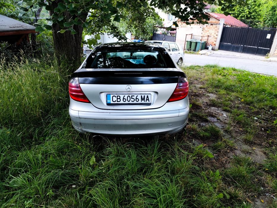 Продавам Mercedes Benz c200 CL203