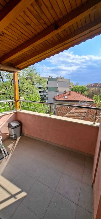 Дава се под наем Тристаен апартамент в Пловдив, Център - 70 кв.м за 548.25 € - Снимка #2