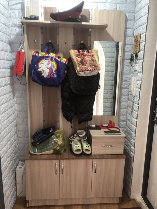 Прихожка дешево продам