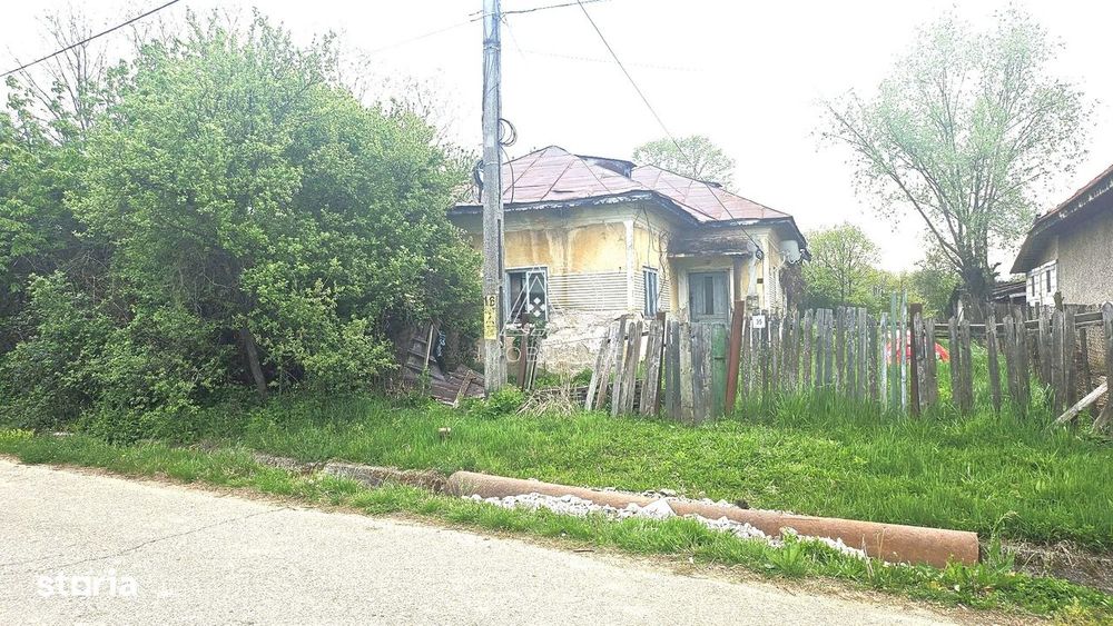 Casă de vânzare în Budieni
