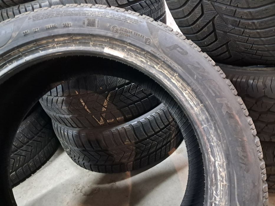 1xAnvelopa second iarna 255 45 R20 Pirelli