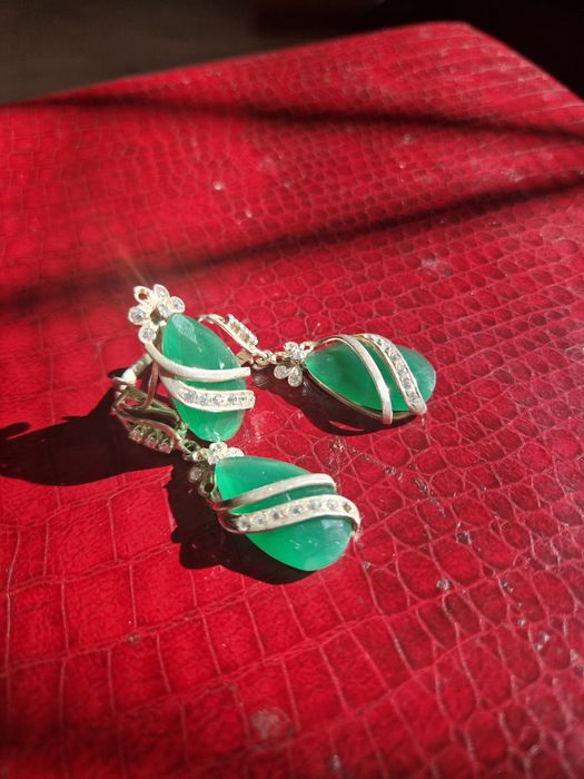 Продам серебряные наборы срочно