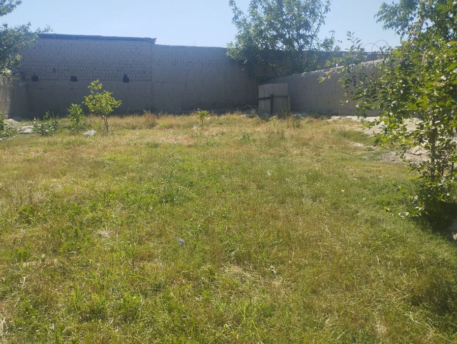 Uy sotiladi 8 so'tik