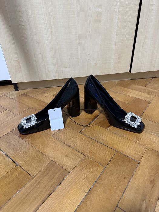 Pantofi H&M noi