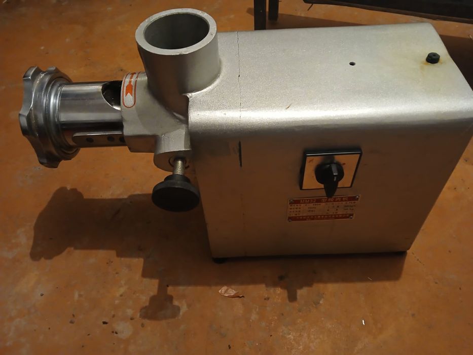 Мясорубка 380 В сатылады.