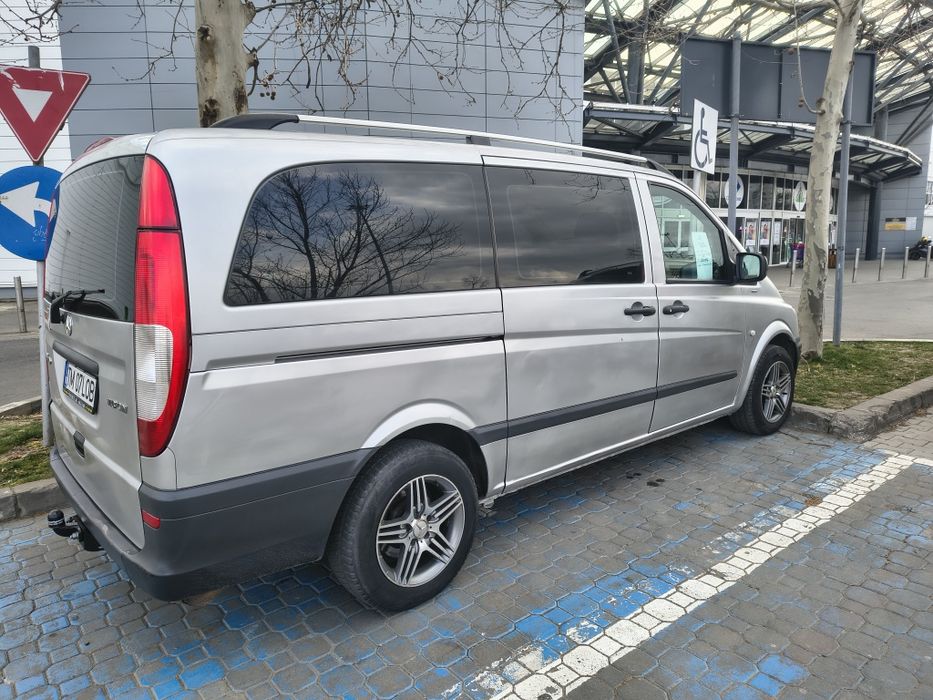 Vând Mercedes vito 2013 9 locuri stare buna de funcțiionare