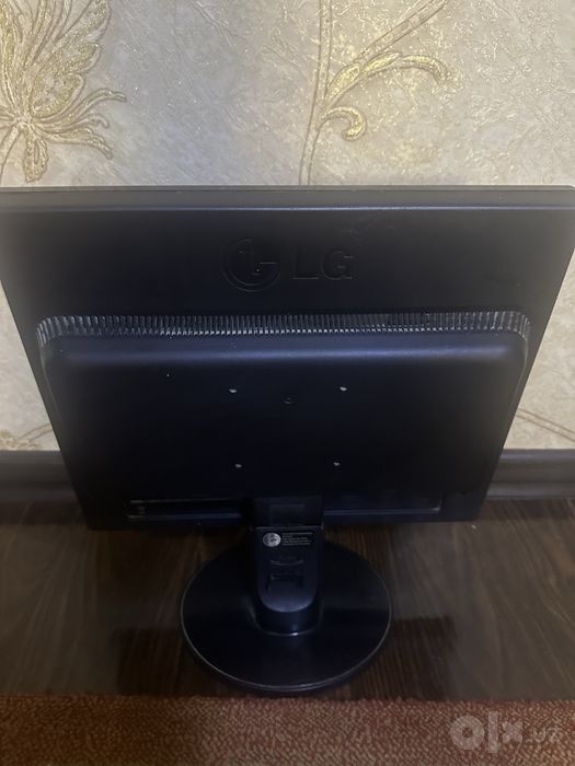 Manitor LG flatron L1742S