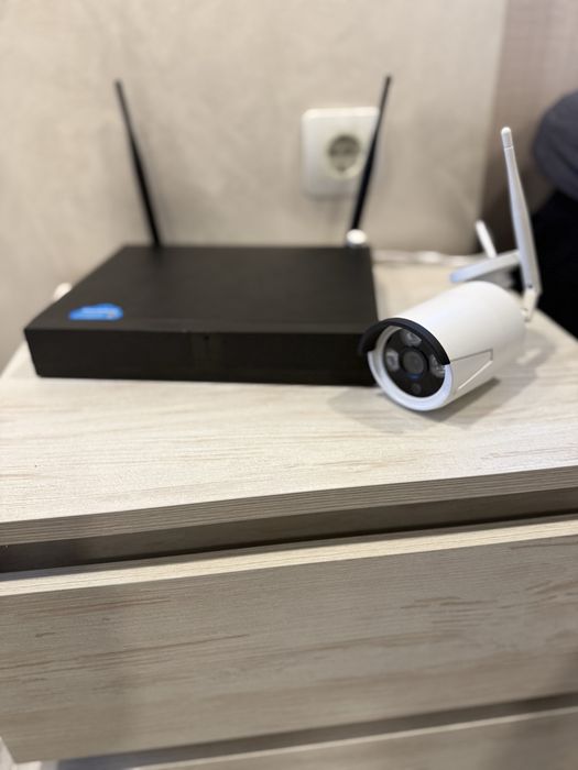 Продавам камери NVR/dvr комлект 4бр