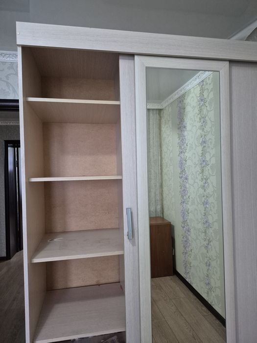 Продам шкаф , комод