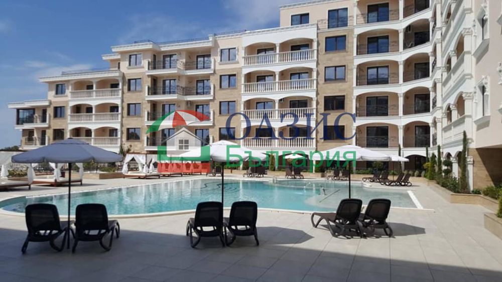 Четиристаен апартамент на първа линия комплекс Valencia Gardens, 325.78 кв.м., Несебър, България, 716 716 евро
