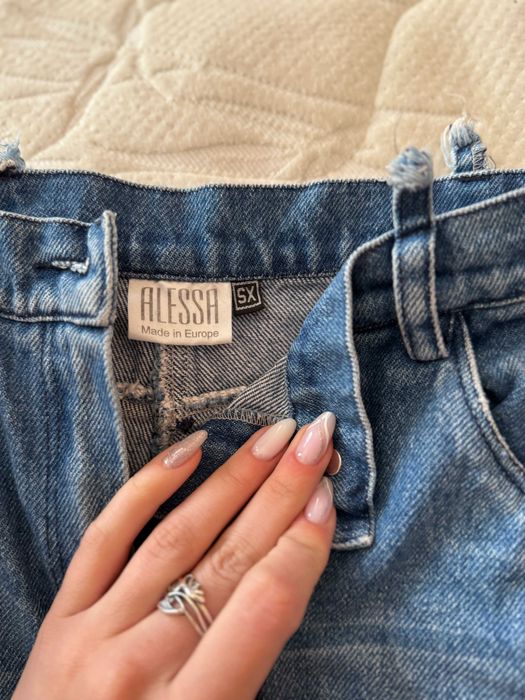 Дънки и панталони Алеса