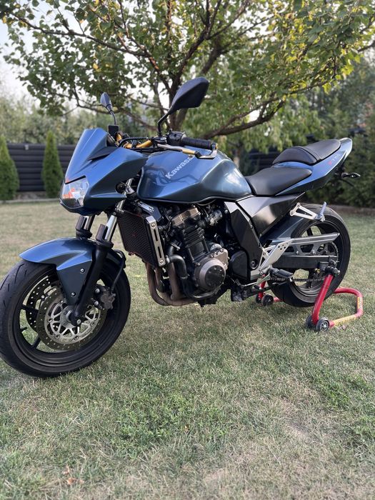 Kawsaki z750 2004