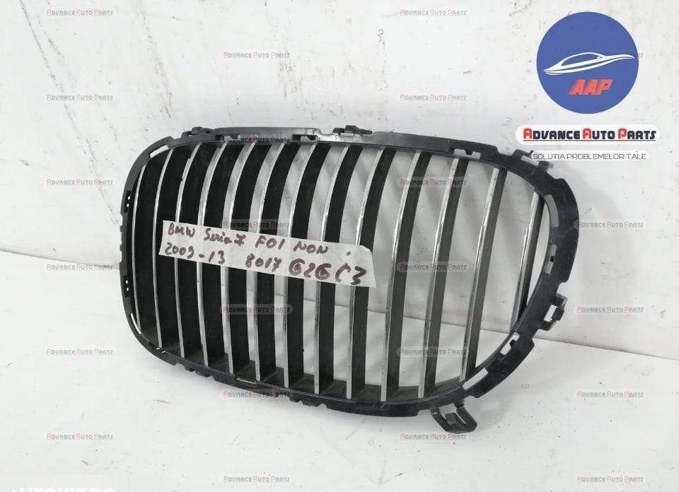 Grila centrala stanga originala BMW Seria 7 F01/F02 2008 2009 2010 201