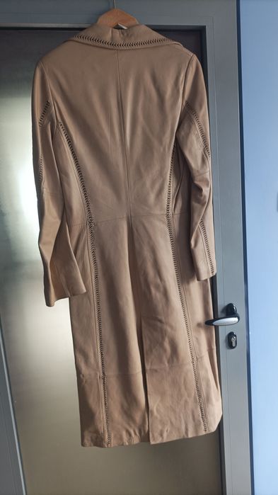 Кожено манто Манго